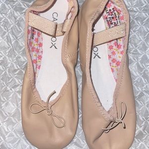 Capezio Daisy 205 ballet shoes